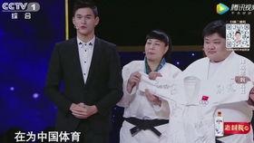 女团成员吃瓜视频大全集,揭秘幕后花絮与趣味瞬间 第2张 女团成员吃瓜视频大全集,揭秘幕后花絮与趣味瞬间 第2张