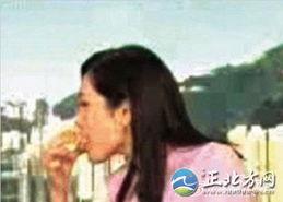 香港主持吃瓜事件视频在线观看  第3张