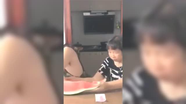 孩子妈吃瓜视频在线观看