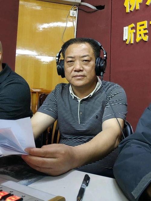 柳州城市吃瓜事件视频曝光,视频曝光引发网友热议 第3张 柳州城市吃瓜事件视频曝光,视频曝光引发网友热议 第3张