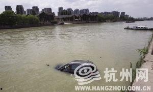 修武运河桥吃瓜视频,一场网络热议的幕后真相