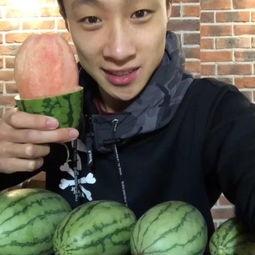 五泉山吃瓜视频,夏日消暑新潮流  第3张