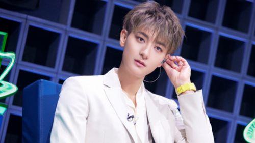 黄子韬也在吃瓜视频吗,娱乐圈风云再起