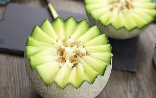 绿蜜瓜怎么吃最好吃呢视频,视频教你如何吃出最佳口感  第3张