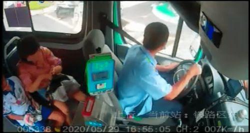 吴川网红吃瓜事件视频,一场网络热议的瓜田奇谈