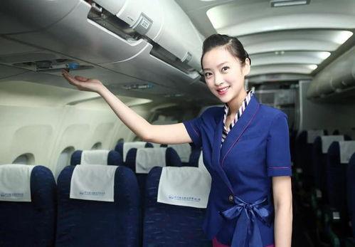 厦航空姐吃瓜视频,空中服务员的日常瞬间曝光  第3张