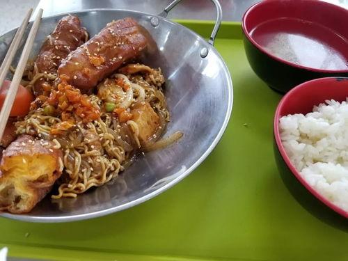 吃瓜厨房麻辣香锅视频