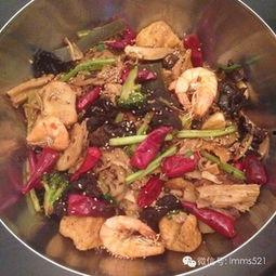 吃瓜厨房麻辣香锅视频  第2张