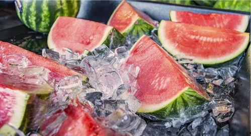 泰盛吃瓜现场视频,一幕幕爆笑瞬间，网友直呼“太真实”  第3张